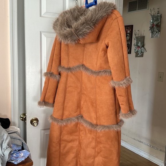 Brand new shearling faux fur coat - Picture 6 of 7